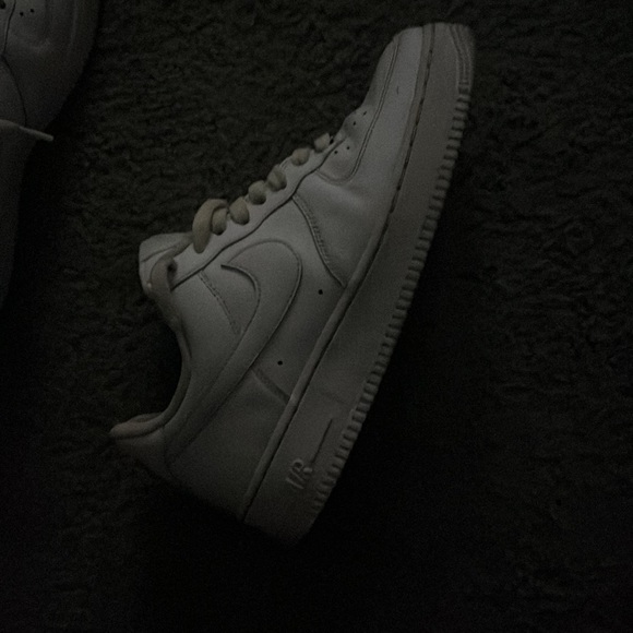 Air Force 1 - Picture 3 of 4